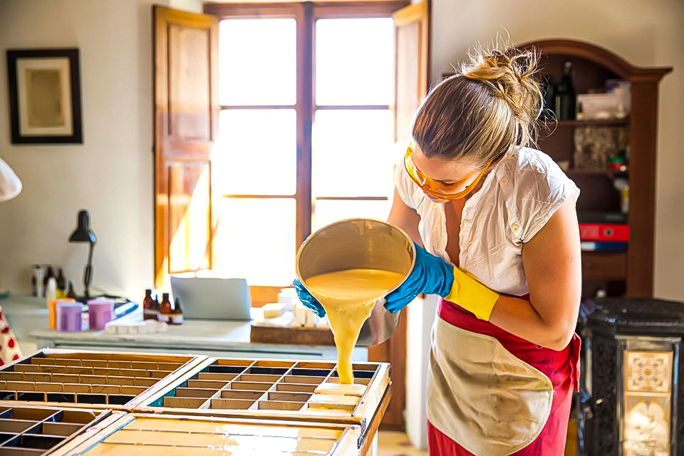 CURSO DE SABONETES ARTESANAIS, UMA ÓTIMA OPÇÃO DE RENDA EXTRA